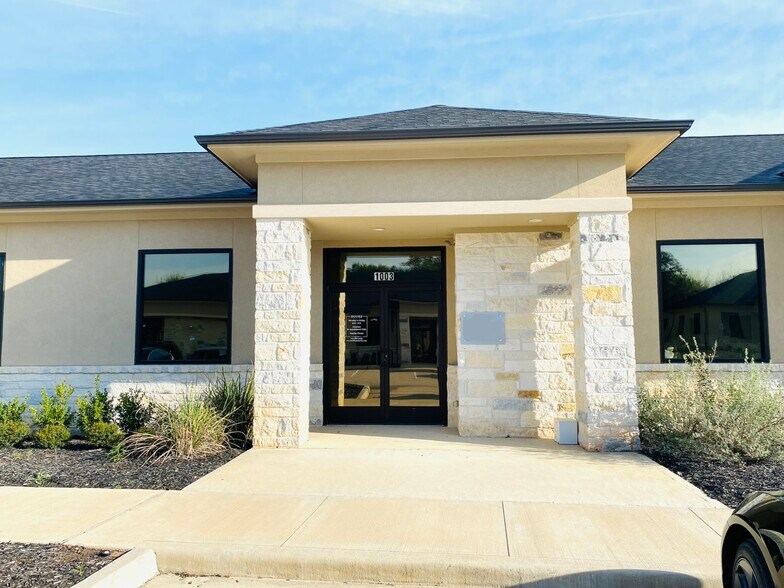 More Photos Of 4220 Cartwright Rd, Missouri City Medical For Sale