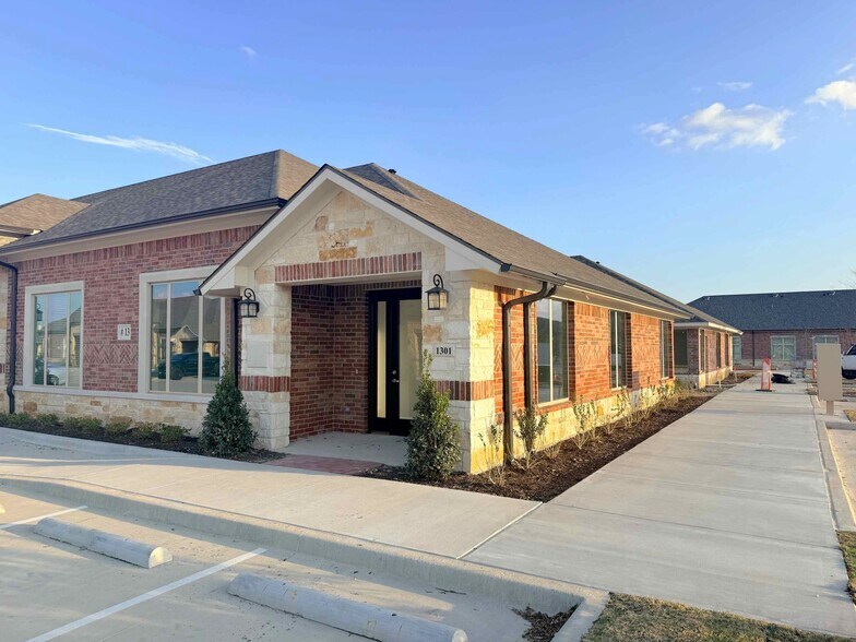 More Photos Of 7774 Preston Rd, Frisco Office For Lease