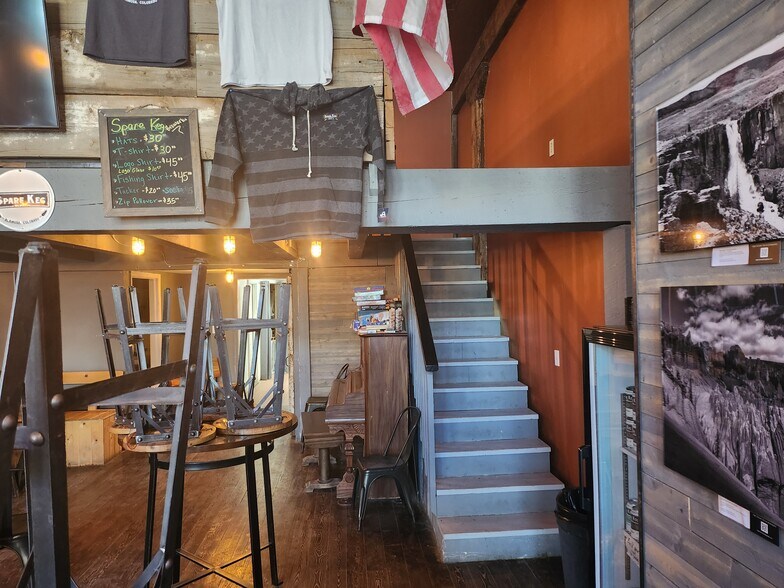More Photos Of 123 N Main St, Creede Hotel For Sale