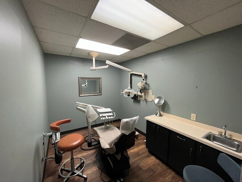 More Photos Of 2520 Windy Hill Rd SE, Marietta Medical For Lease