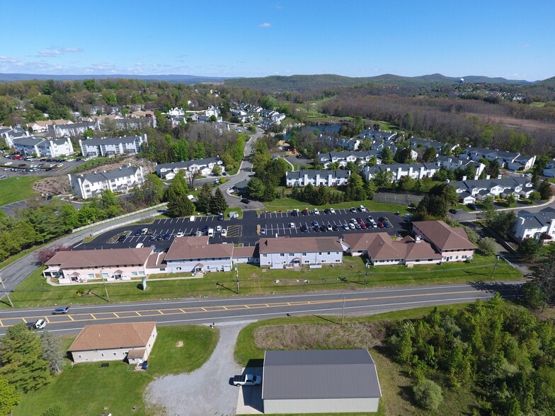 More Photos Of 100 Quarry Rd, Hamburg Medical For Lease