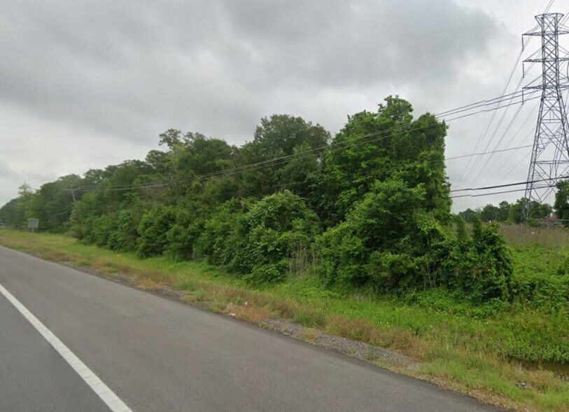 More Photos Of 100 FM 2004, Lake Jackson Land For Sale