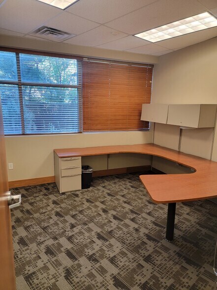 More Photos Of 4548 Atherton Dr, Salt Lake City Office For Lease