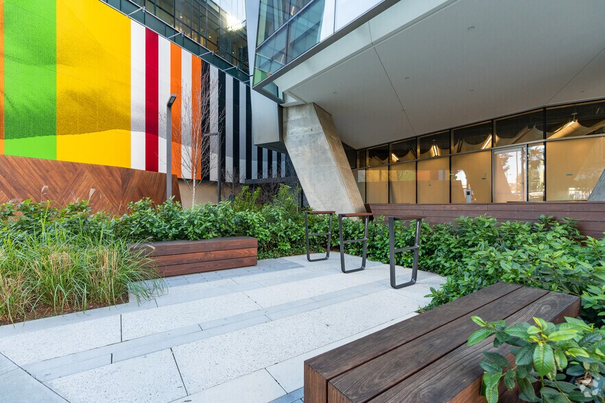 More Photos Of 1800 Owens St, San Francisco Office For Lease