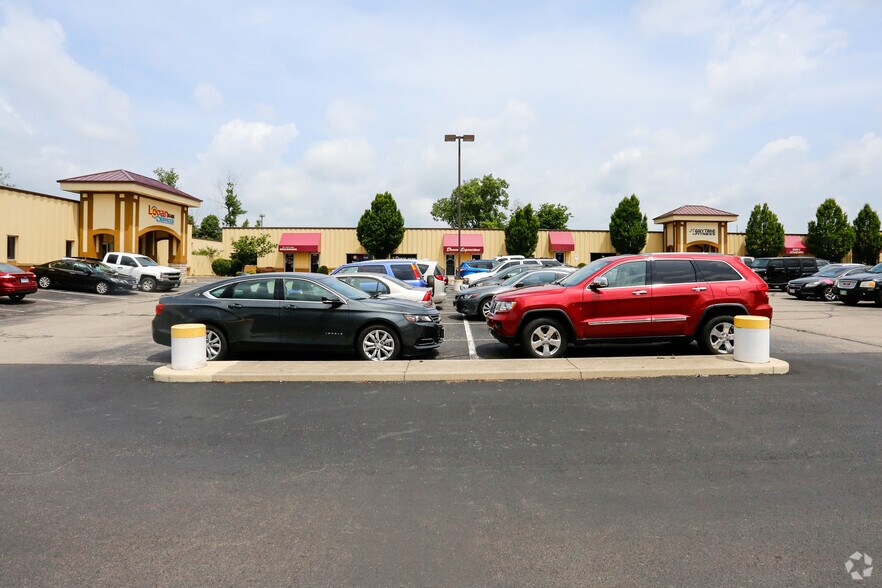 More Photos Of 9125-9181 N Dixie Dr, Dayton Flex For Lease