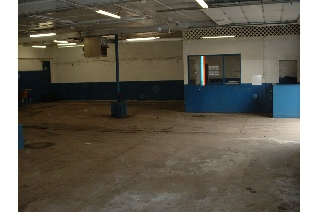 More Photos Of 8242-8248 S Roberts Rd, Bridgeview General Retail For Sale