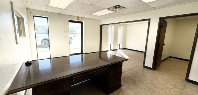 More Photos Of 711 N Morgan Rd, Yukon Warehouse For Lease