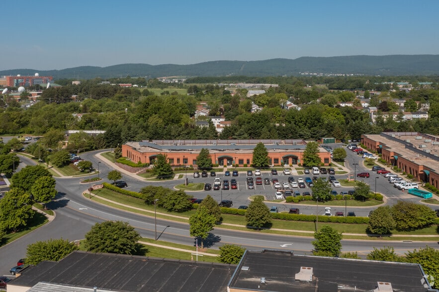 More Photos Of 77 Thomas Johnson Dr, Frederick Medical For Sale