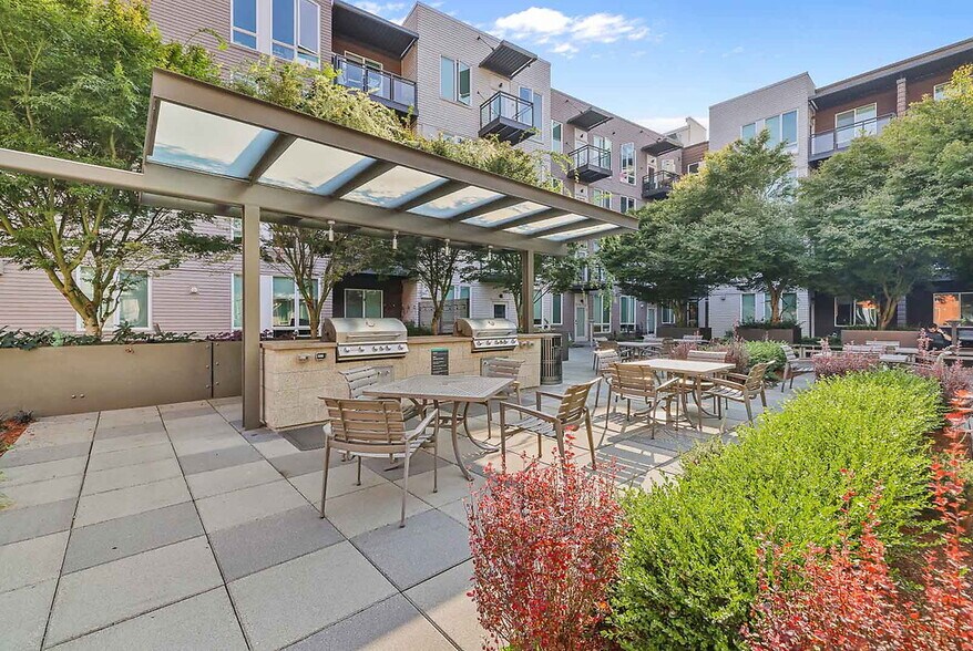 More Photos Of 2441 76th Ave SE, Mercer Island Apartments For Lease