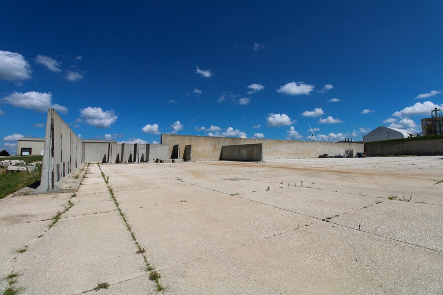 More Photos Of 6059 159th St, Galva Food Processing For Sale