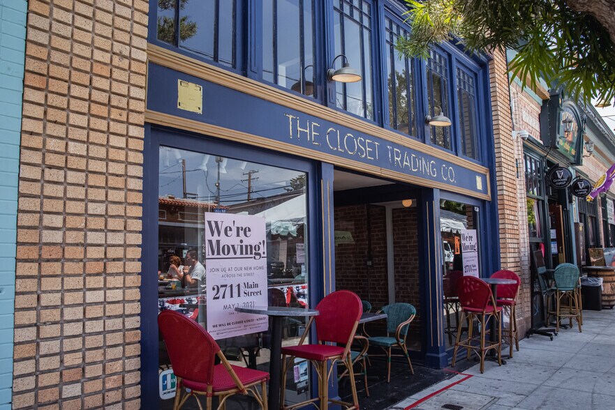 More Photos Of 2708 Main St, Santa Monica Storefront For Lease