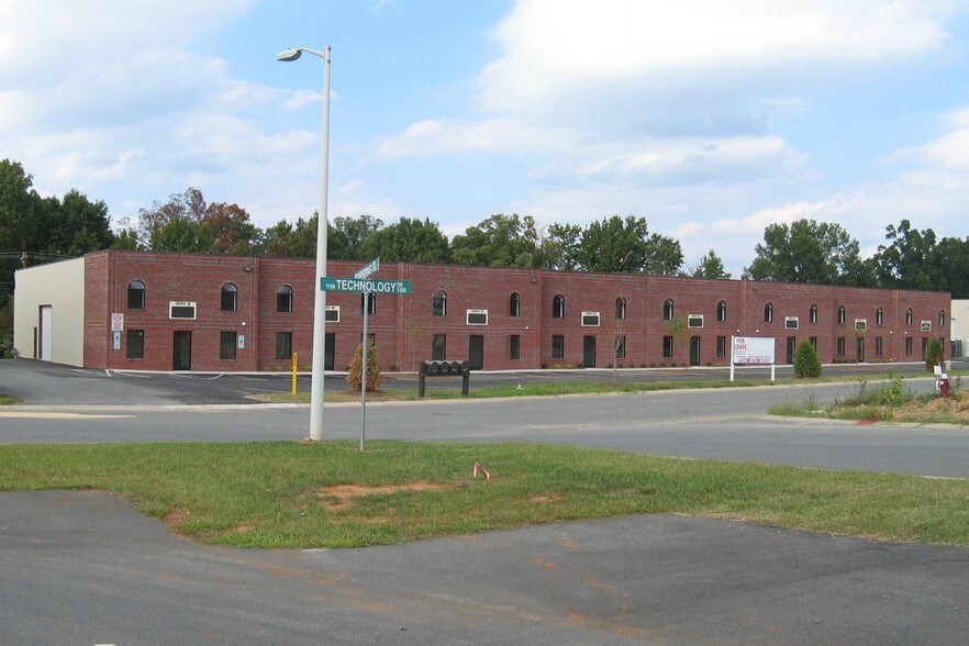 More Photos Of 1201 Technology Dr, Indian Trail Light Distribution For Lease