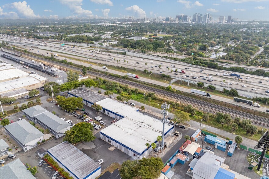 More Photos Of 1111 SW 21st Ave, Fort Lauderdale Warehouse For Lease