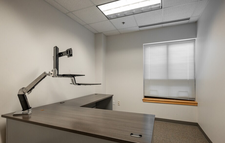 More Photos Of 610 Jones Ferry Rd, Carrboro Medical For Sale