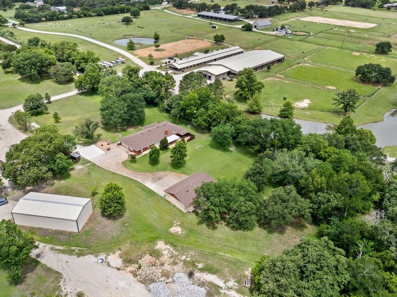 More Photos Of 981 Witherspoon Way, Flower Mound Industrial For Sale