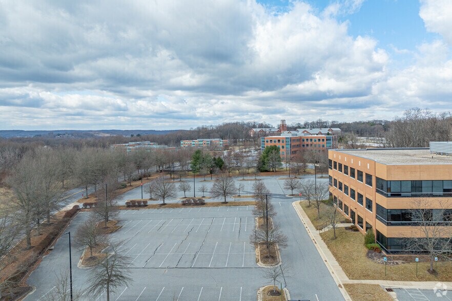 More Photos Of 940 Ridgebrook Rd, Sparks Office For Lease