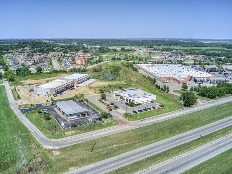 More Photos Of 548 W 125th Pl S, Glenpool Storefront Retail Office For Lease