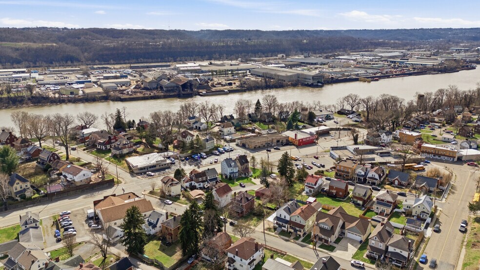 More Photos Of 8306 Ohio River Blvd, Pittsburgh Office For Sale