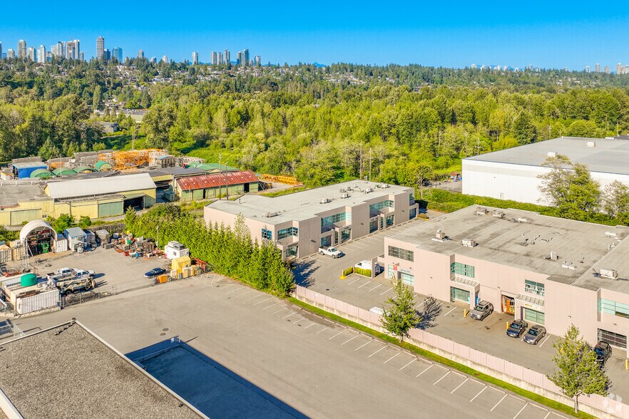 More Photos Of 3871 North Fraser Way, Burnaby Warehouse For Lease