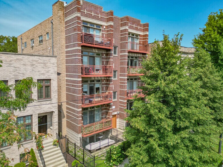 Primary Photo Of 4930-4932 S Indiana Ave, Chicago Apartments For Sale