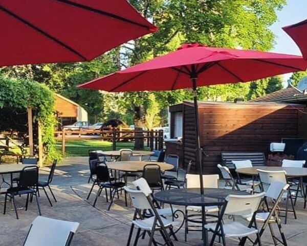 More Photos Of 7350 New Hope Rd, Grants Pass Golf Course Driving Range For Sale