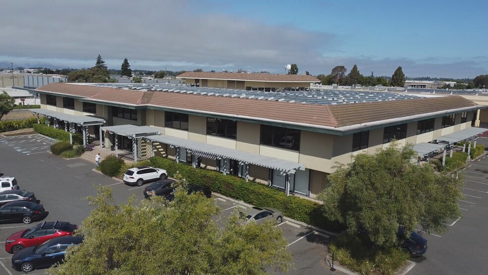 More Photos Of 8000 Edgewater Dr, Oakland Office For Lease