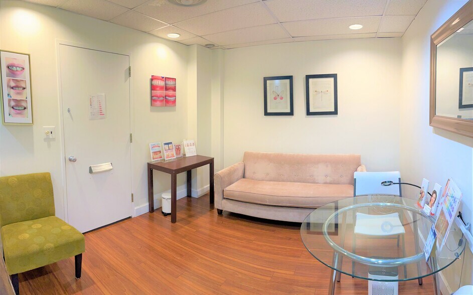 More Photos Of 11125 Rockville Pike, Rockville Medical For Sale