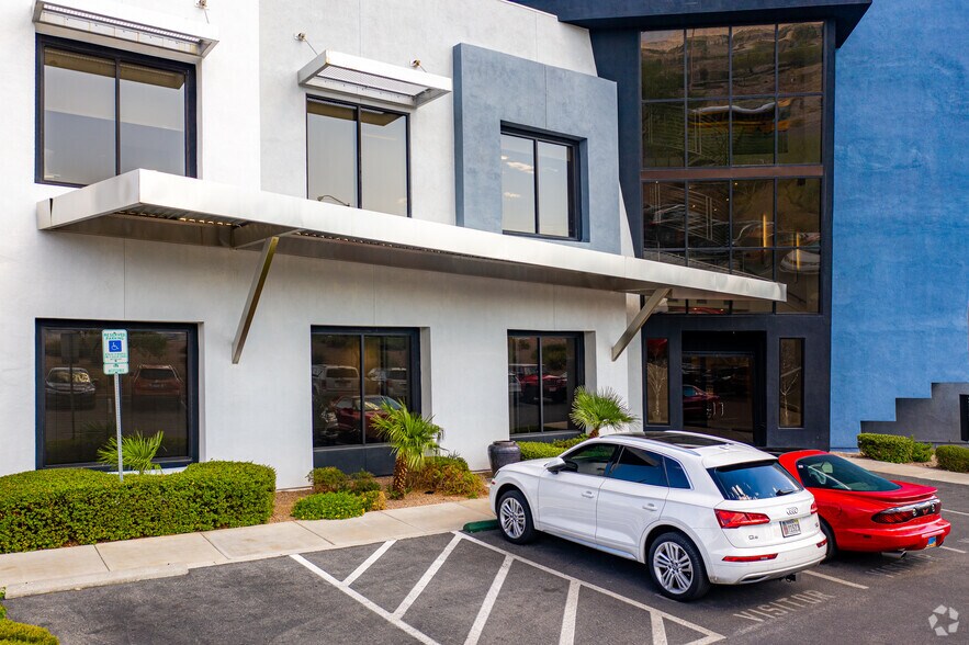 More Photos Of 3900 S Hualapai Way, Las Vegas Office For Lease