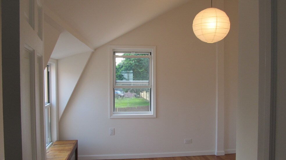 More Photos Of 109 Jeanette Ave, Inwood Specialty For Sale