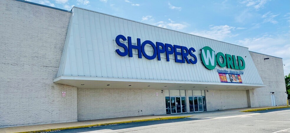 More Photos Of 3737 Branch Ave, Hillcrest Heights Office For Lease