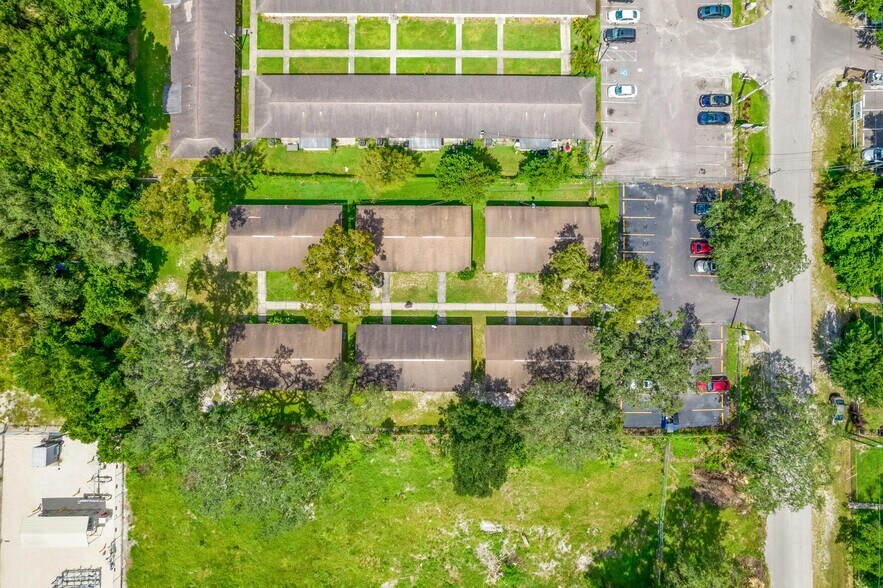 More Photos Of 1503-1515 E 140th Ave, Tampa Apartments For Sale