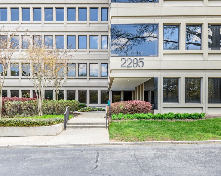 More Photos Of 2295 Parklake Dr NE, Atlanta Office For Lease