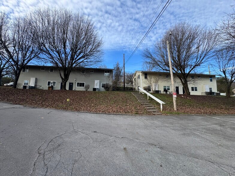 More Photos Of 3300-3374 Valley View Dr, Knoxville Apartments For Sale