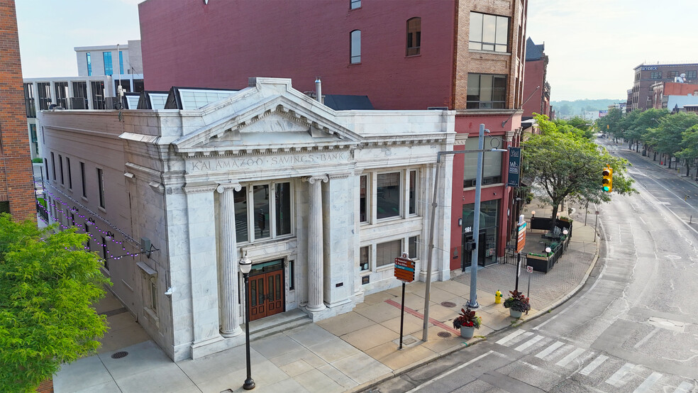 Primary Photo Of 151 E Michigan Ave, Kalamazoo Bank For Lease