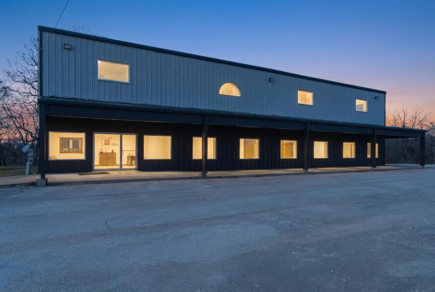 More Photos Of 10923 State Highway 176, Walnut Shade Office For Sale