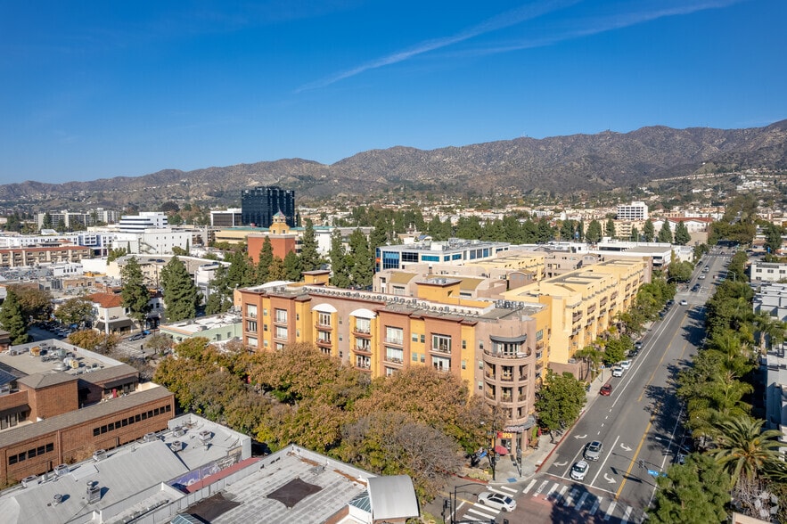 More Photos Of 150 S San Fernando Blvd, Burbank Apartments For Lease