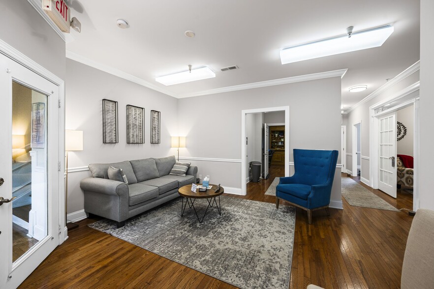 More Photos Of 321 Billingsly Ct, Franklin Loft Creative Space For Lease
