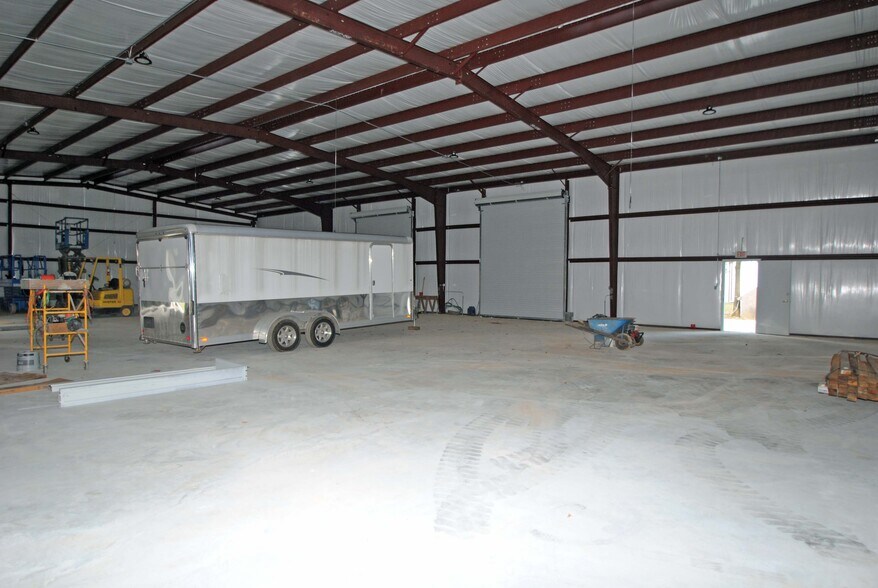 More Photos Of 16403 Old Louetta Rd, Spring Warehouse For Lease