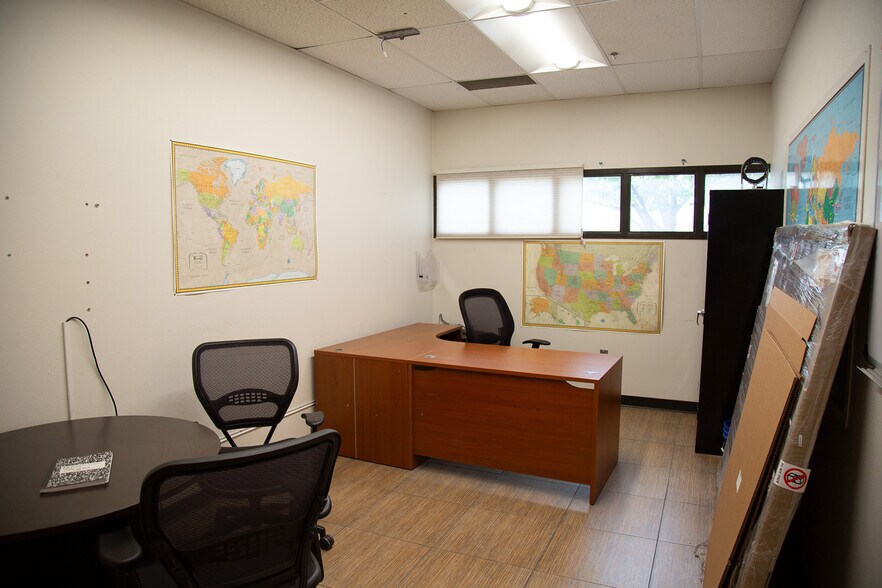 More Photos Of 3901 Midway Pl NE, Albuquerque Manufacturing For Sale