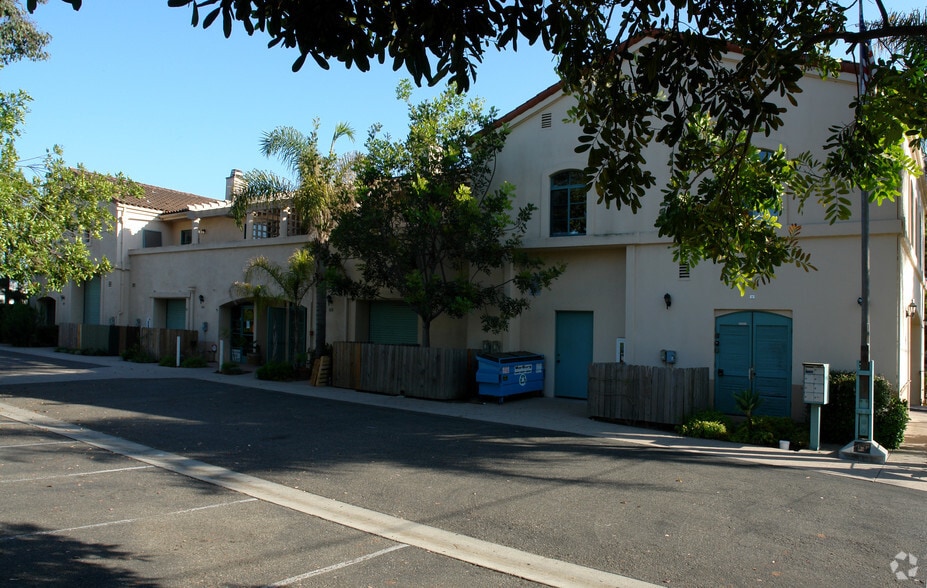 More Photos Of 610-616 E Cota St, Santa Barbara Office For Sale