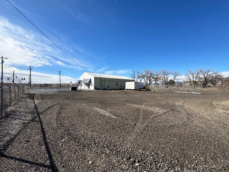 More Photos Of 1325 S Saint Louis Ave, Loveland Auto Repair For Sale