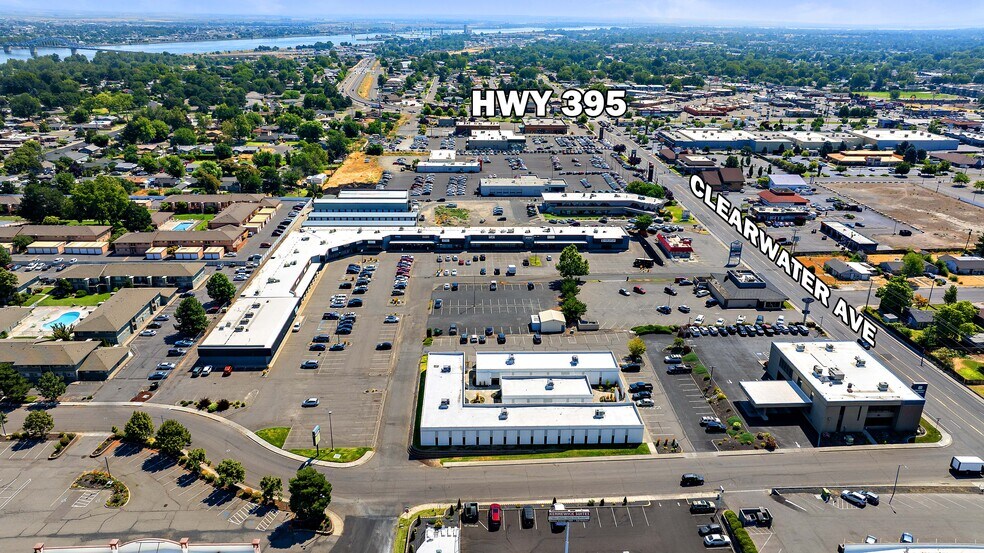 Primary Photo Of 3180 W Clearwater Ave, Kennewick Storefront Retail Office For Lease