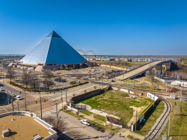 More Photos Of 463 N Front St, Memphis Land For Sale