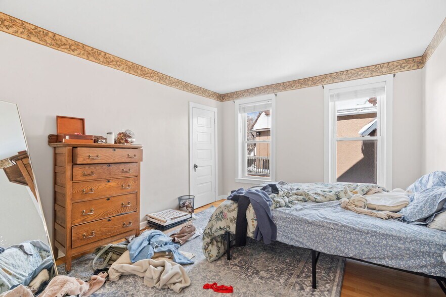 More Photos Of 1704 Jefferson St NE, Minneapolis Apartments For Sale