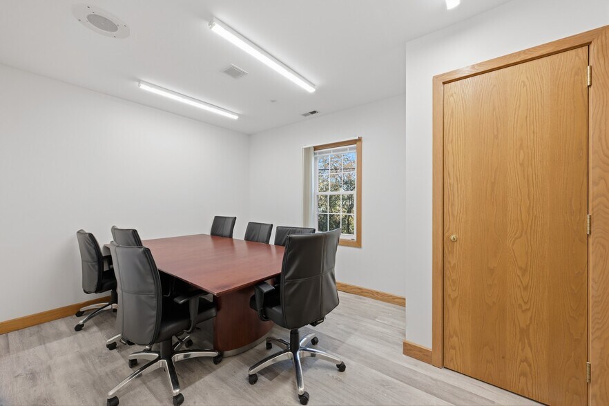 More Photos Of 123 Elm St, Old Saybrook Medical For Sale