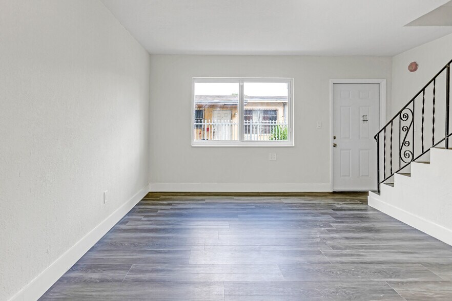 More Photos Of 1430 NW 2nd Ave, Florida City Apartments For Sale