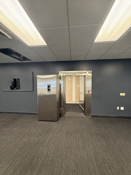More Photos Of 3801 Hollywood Blvd, Hollywood Medical For Lease