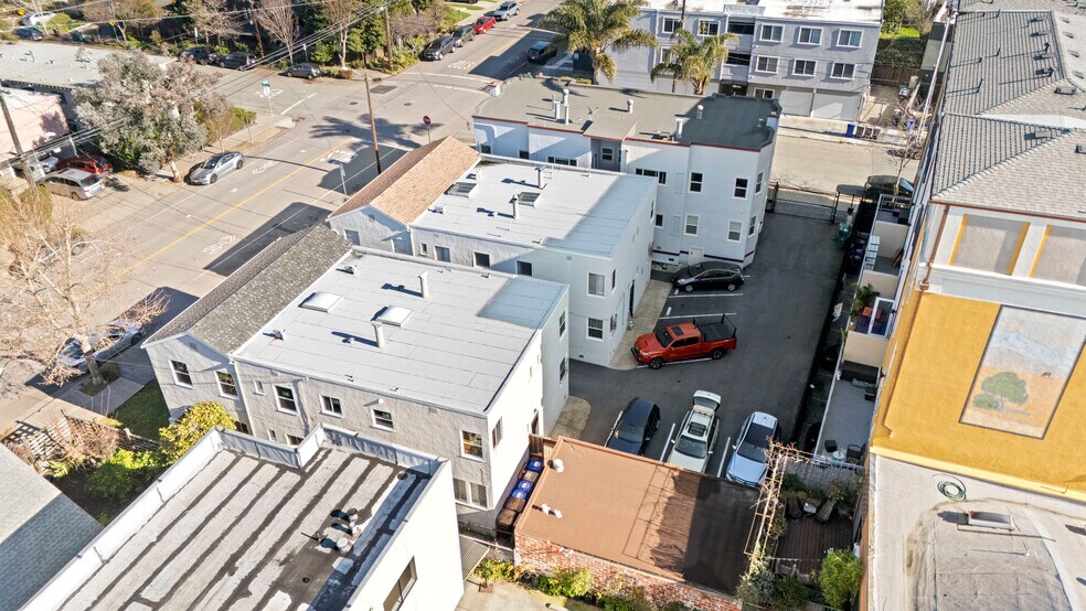 More Photos Of 4045 Manila Ave, Oakland Apartments For Sale