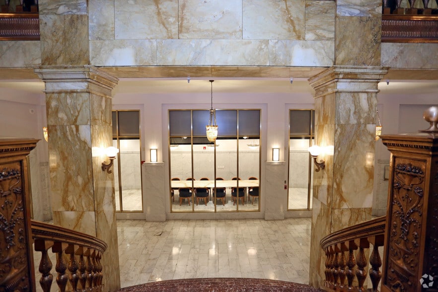 More Photos Of 730 17th St, Denver Office For Sale