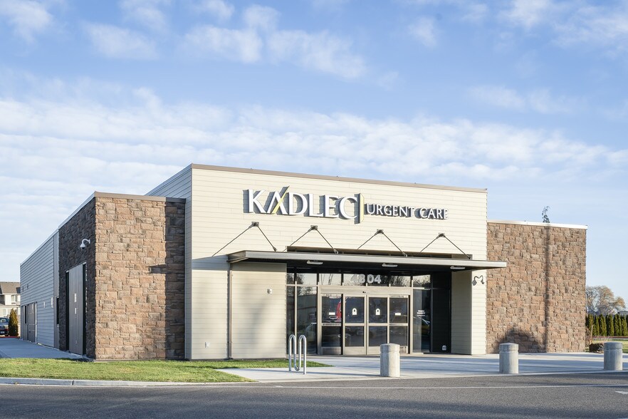 More Photos Of 4804 W Clearwater Ave, Kennewick Medical For Sale